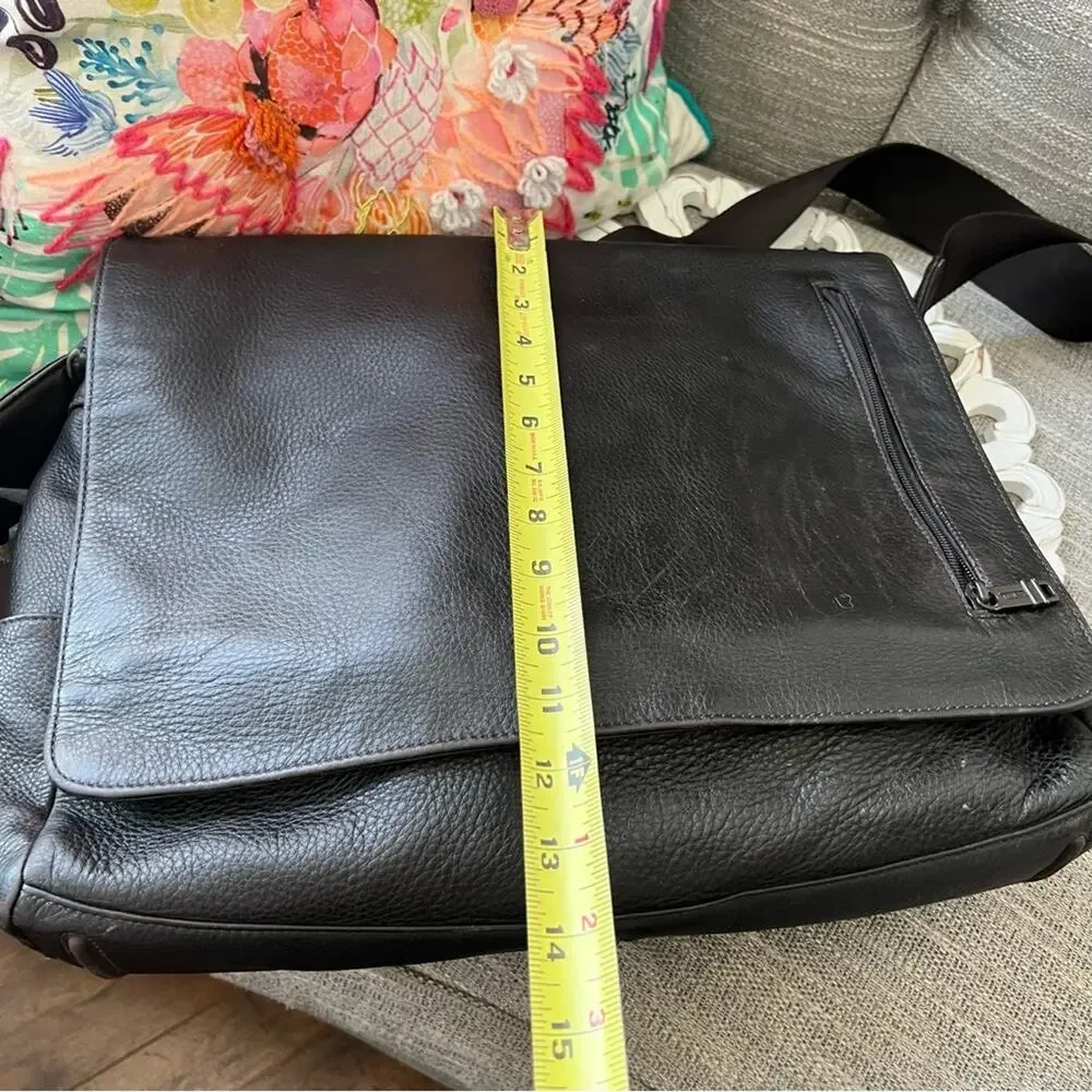 Tumi Leather Laptop Crossbody Handbag Purse Bag